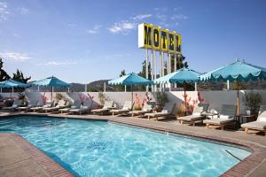 Skyview Los Alamos - 21 & Over Pool