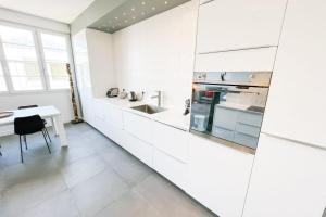 #GX Le Belgrade Spacious T4 in the city centre