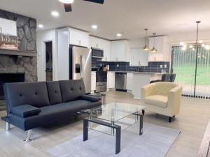 Cozy Contemporary Bungalow