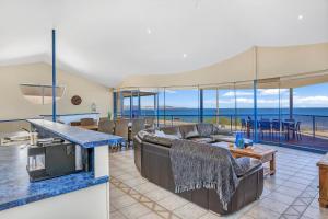 Sail Away - Aldinga Beach - C21 SouthCoast Holidays