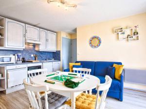 Appartements Charmant T2 a 300m de la plage en Normandie – Balcon, parking et local velo inclus - FR-1-788-21 : photos des chambres