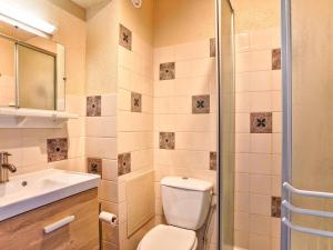 Charmant T2 à 300m de la plage en Normandie – Balcon, parking et local vélo inclus - FR-1-788-21