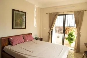 Rose - Hậu Dương