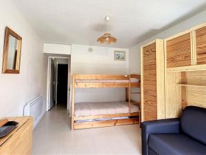 Studio lumineux au pied des pistes avec WIFI - FR-1-267-291