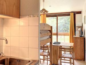 Studio lumineux au pied des pistes avec WIFI - FR-1-267-291