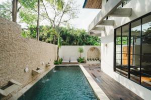 Casa Amore 4BR Seminyak