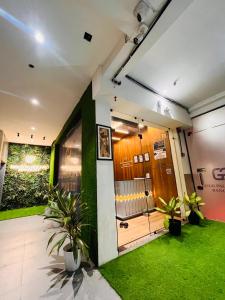 Hotel Gold Palace Inn