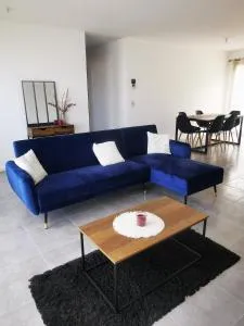 Maison neuve - Corpe