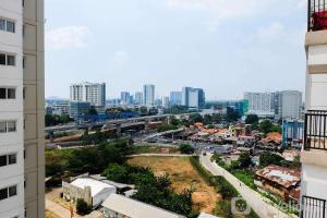 Cozy 1BR at Signature Park Grande Apartment By Travelio