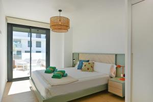 Allonbay Mediterranean Apartments by NRAS