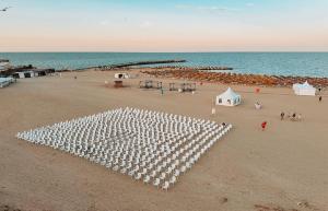 Silence Dor - Reyna Beach