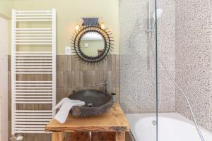 Farmhouse Chalet Apartments 