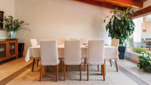 Casa Male Beautiful House in Avandaro with Garden