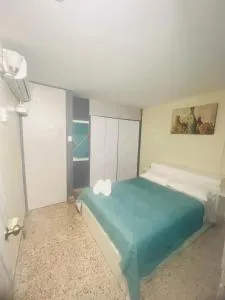 Grand Monseratte House - Cambute