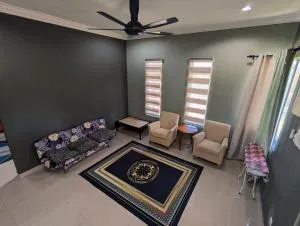 Aish Homestay - Kuala Lipis