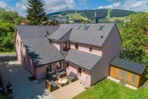 Růžová Chalupa Pod Klínovcem - Háj