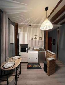 Studio cosy, cité gastronomique