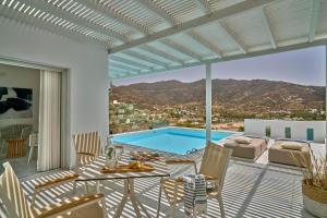 Family Suite Sea View with Private Pool room in Ios Palace Hotel & Spa