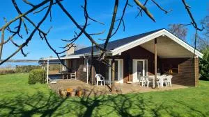 Sunset Lodge dk - Askeby