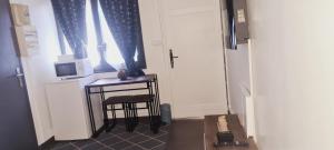 Maisons d'hotes Chambre independante avec salle de bain privee au calme Saint-Maur-des-Fosses : photos des chambres