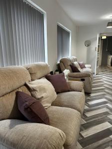 Le Crescent Rooms, Room Stays