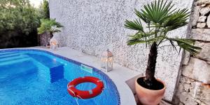 Apartment House Gabriel - App 2, Krk, Kornic 