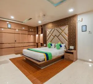 Treebo Westview - Vapi