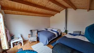 Nästorp broa, stuga