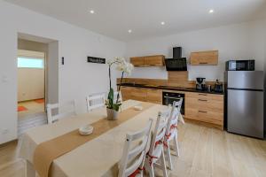 Maisons de vacances La Maissemiacoise - Belle Maison de campagne : photos des chambres