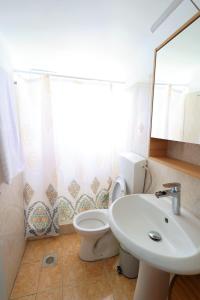 Bracciera Lipsi Apts 2
