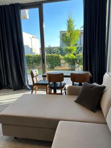 OLEA Family Apt with Garden