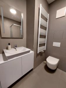 Apartman Zoku s private garage parking free