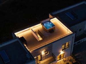 Rooftop Holiday House