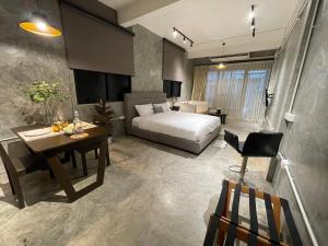 The Loft House Sathorn 9