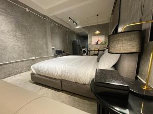 The Loft House Sathorn 9