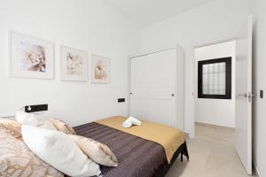 Peña Family by Del Parque Flats