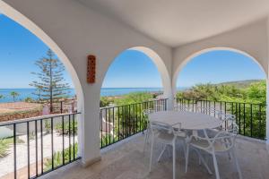 2421 Villa Joya de Guadalupe