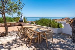 2421 Villa Joya de Guadalupe