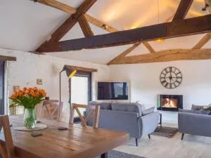 Castle Beams - Craven Arms