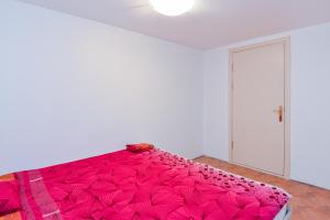 Cokolinis, poilsis Nidoje