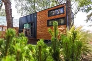 Klimatyzowane Domki PREMIUM - Maszoperia Sun4Hel - Letnia Baza SnowShow na Półwyspie Helskim - Jastrzębia Góra