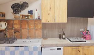 Appartements LE NID Appt 2 chambres Proche Pont du Gard : photos des chambres