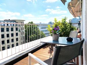 Victoria City and Kö Apartments