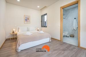 #234 Serenity Refuge w Balcony and Pool