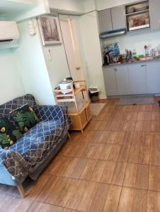 Fort Victoria affordable Loftstyle 2BR