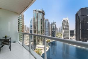 StoneTree - Spacious Studio - Stunning Lake View