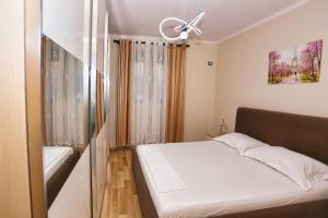 R&B City Center Apartment