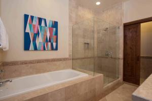 Great Bear Lodge 501 by East West Hospitality