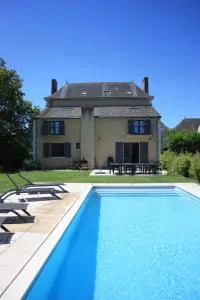 Villa Le Printemps, maison 15 pers avec piscine - Échemiré