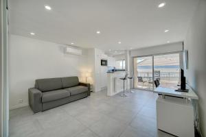 Cosy Studio BALCON, proche PLAGES- CENTRE CANNES A0B166